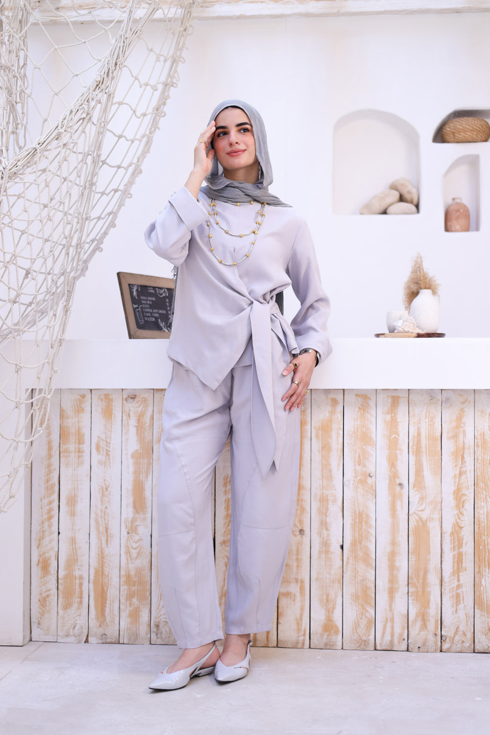 Grounded set - Gray