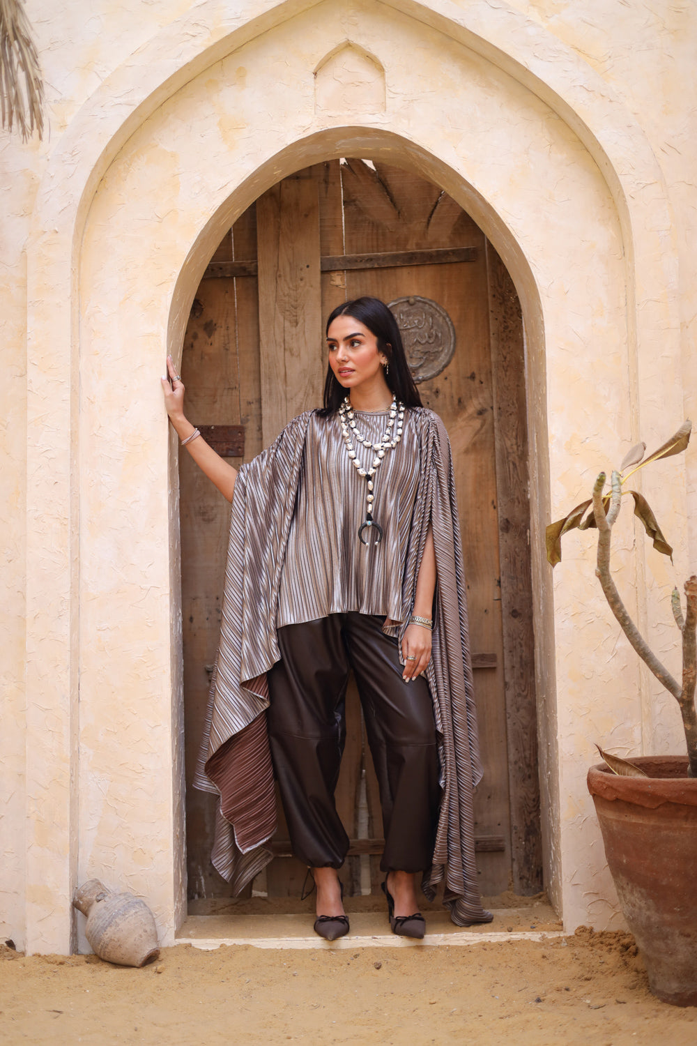 Noor Cape